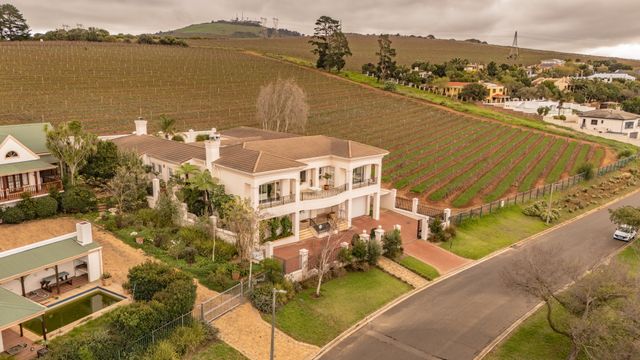 5 Bedroom Property for Sale in Aurora Western Cape